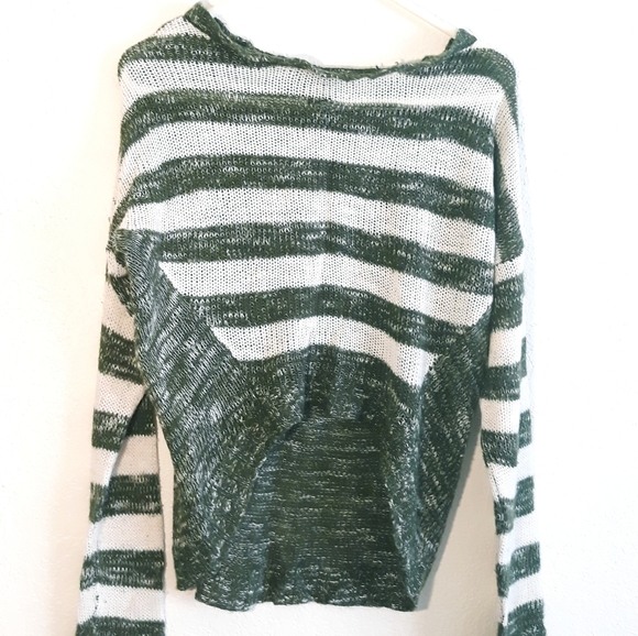 Wet Seal Green Stripe Cropped High Low Sweater Size Large - Picture 5 of 7
